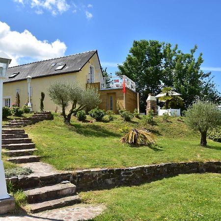 Superb Holiday Home Near The Beach Quinéville Exteriör bild